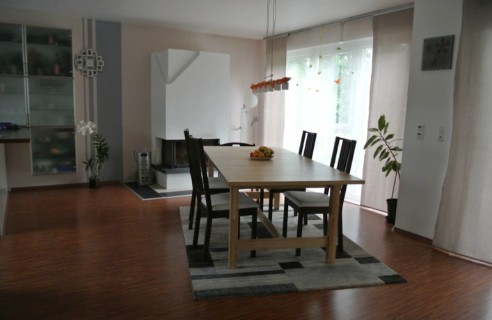 4 Bedrooms, House, For Rent, Am Medenbach, 2 Bathrooms, Listing ID 1006, Wiesbaden-Medenbach, Germany, 65207,